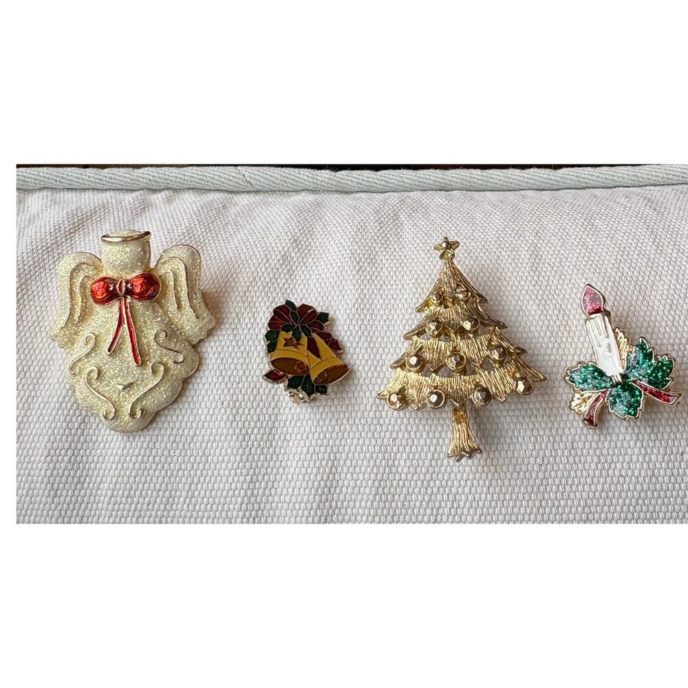 4 Vintaged Unmarked Christmas Brooches